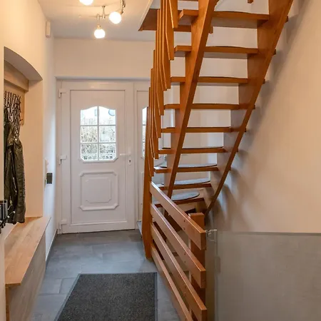 Familytime Mit Großem Garten Ferienhaus