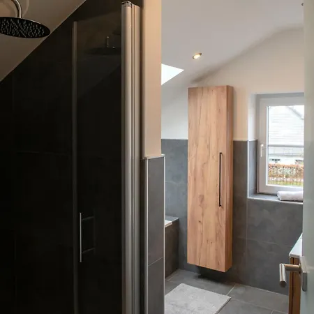 Familytime Mit Großem Garten Ferienhaus Simmerath