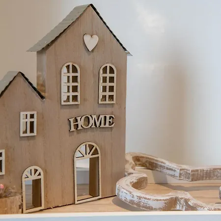 Familytime - Ferienhaus Fuer Familien Mit Garten Im Gruenen בית נופש