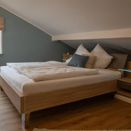 Familytime - Ferienhaus Fuer Familien Mit Garten Im Gruenen * זימראת'