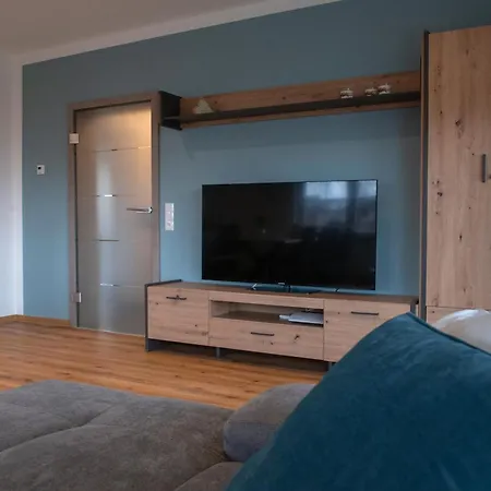 Familytime - Ferienhaus Fuer Familien Mit Garten Im Gruenen זימראת'