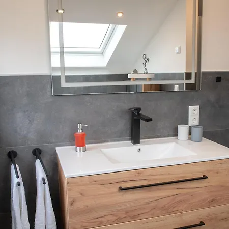 Familytime - Ferienhaus Fuer Familien Mit Garten Im Gruenen *