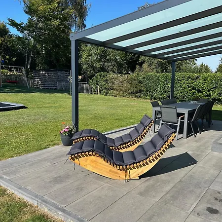 Familytime - Ferienhaus Fuer Familien Mit Garten Im Gruenen בית נופש *