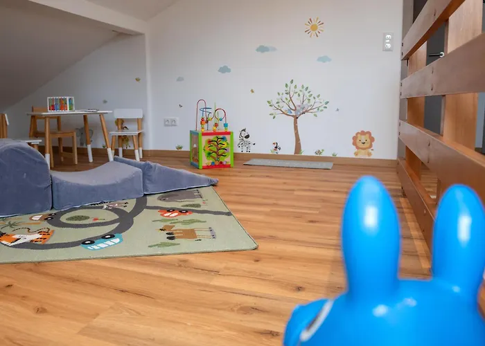 Familytime - Fuer Familien Mit Garten Im Gruenen 锡默拉特