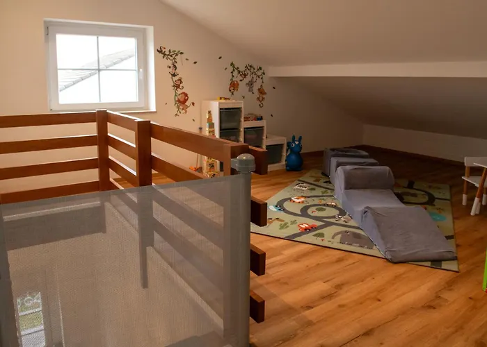 Familytime - Fuer Familien Mit Garten Im Gruenen * 锡默拉特